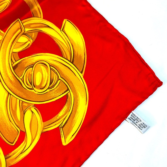 CHANEL Silk Scarf Chain Turnlock Red & Gold, CHANEL scarf box - Picture 7 of 7